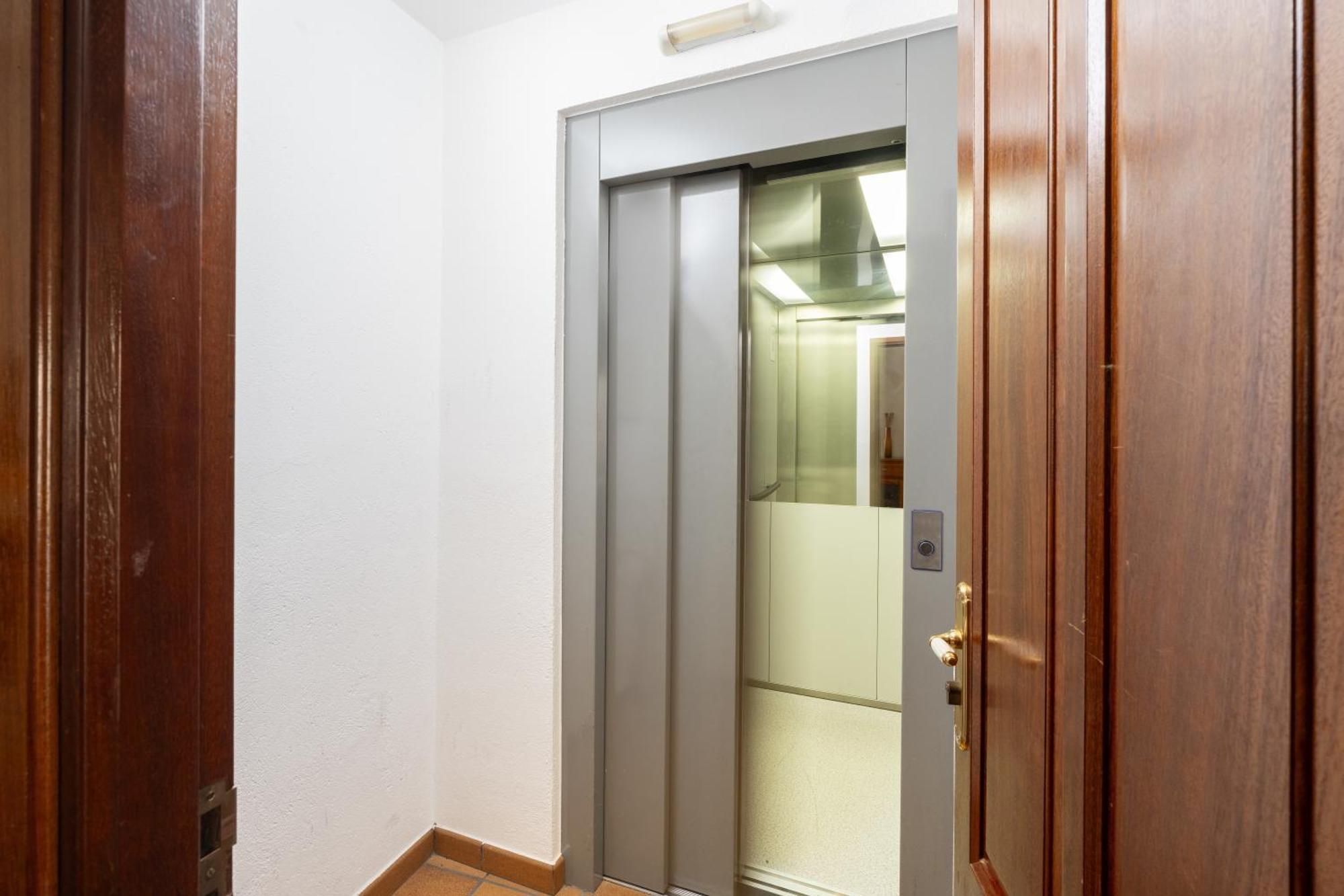 Apartamento Francesc Samso Girona Bagian luar foto